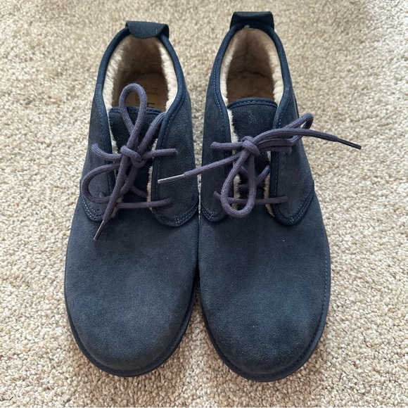 NWOT Men’s Ugg - Picture 2 of 6